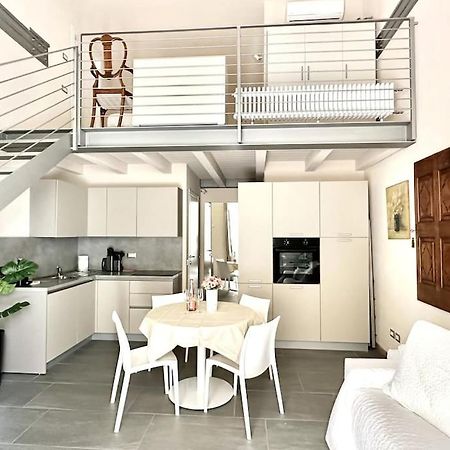 Duomo Modern Loft 100Mt From Duomo And Lake Como Exterior photo