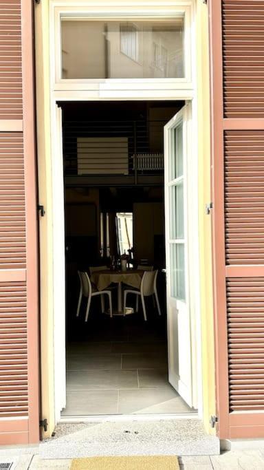 Duomo Modern Loft 100Mt From Duomo And Lake Como Exterior photo